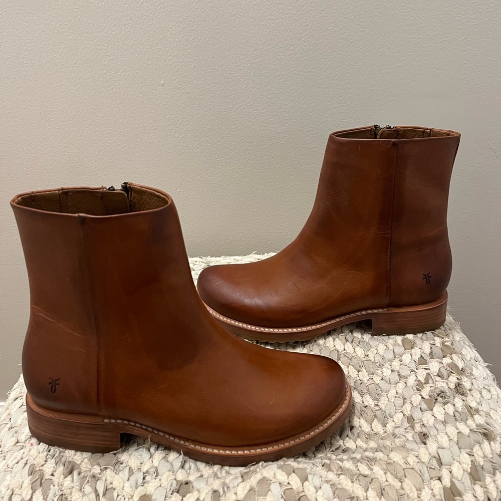 Frye boot